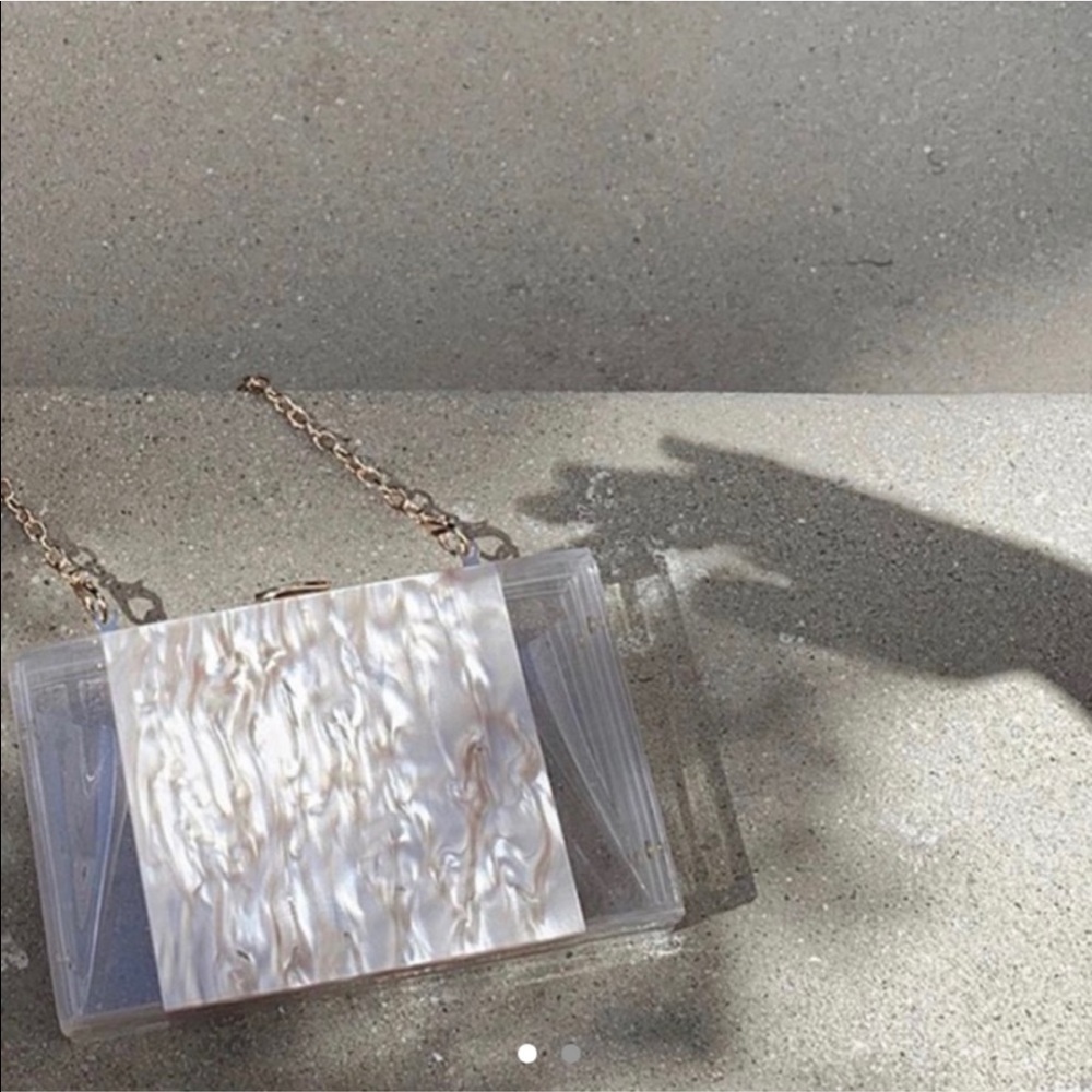 Unbranded | Opalescent / Transparent Box Purse